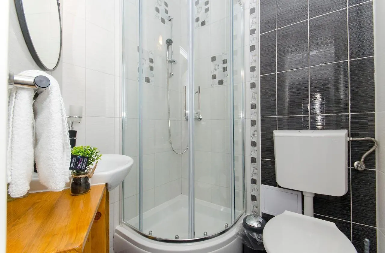 Aspalathos Old Town Residence Split Apartment